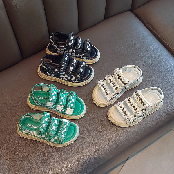 Сандали за момичета - с отворени пръсти и велкро закопчаване