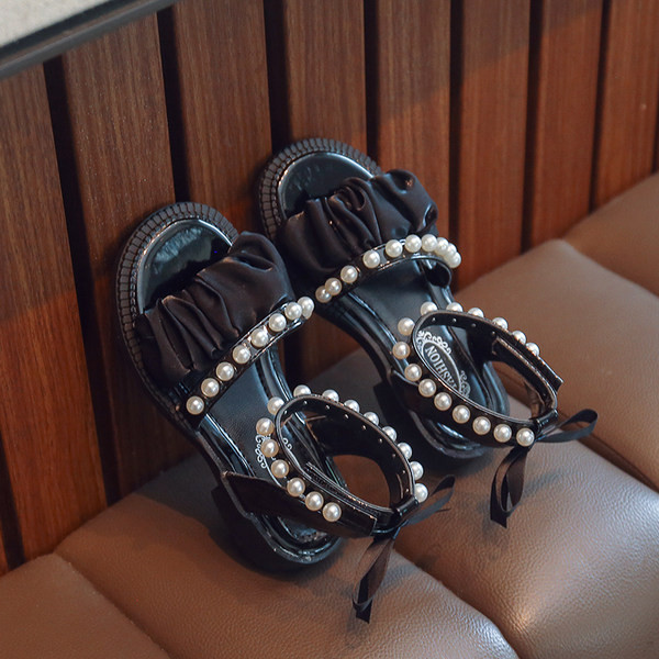 Сандали за момиче - с панделка и перли