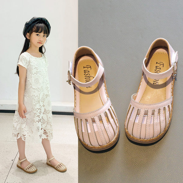 Сандали за момиче