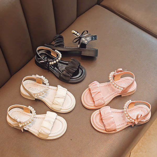Сандали за момичета с перли и набрана каишка