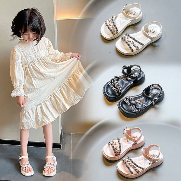 Сандали за момиче със сплетени каишки