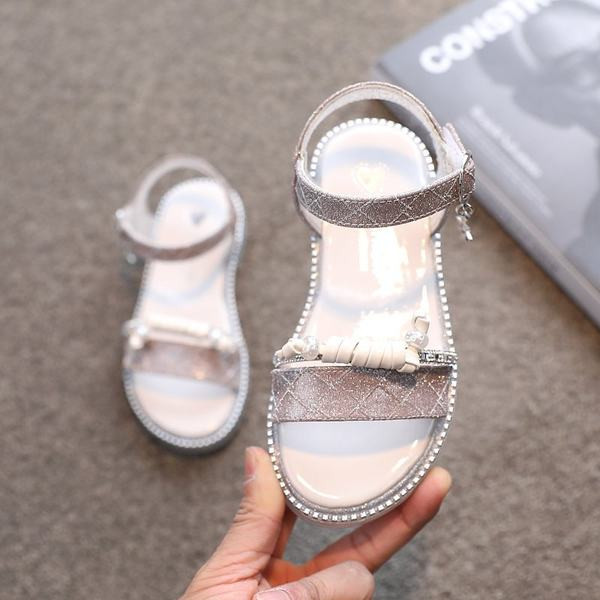 Сандали за момичета - с отворени пръсти и камъни