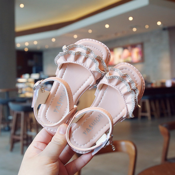  Сандали за момиче с камъни