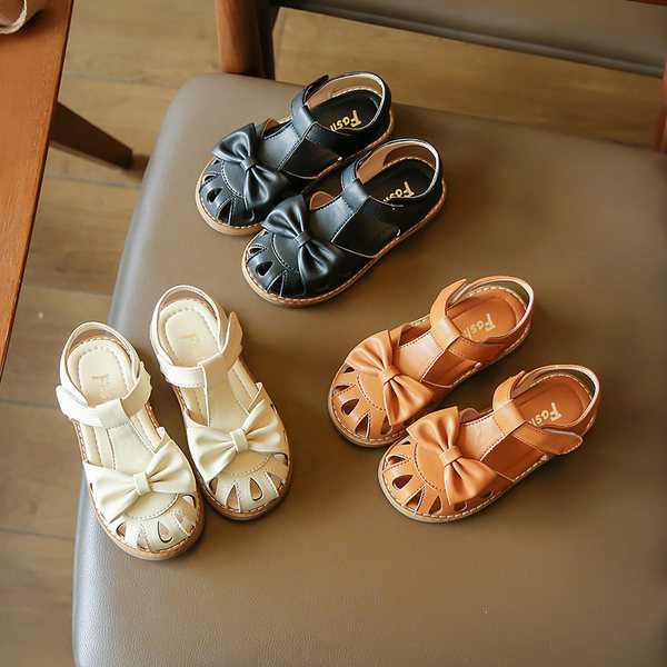 Сандали за момиче - с панделка