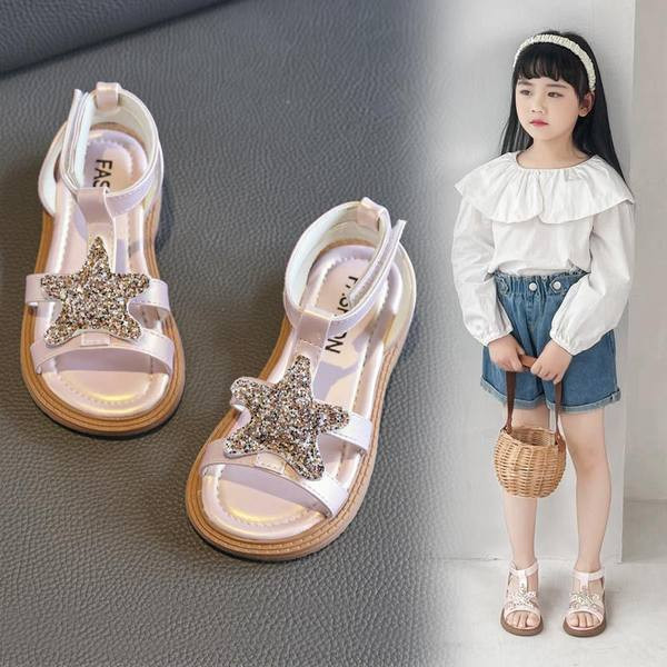 Сандали за момиче с декорация звезда и брокат