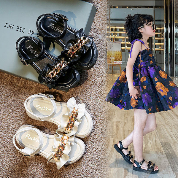 Сандали за момичета - с отворени пръсти и мека подметка