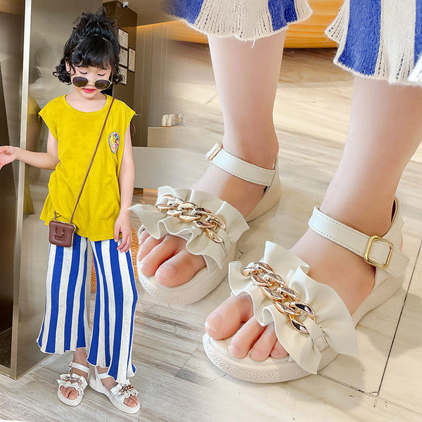 Сандали за момичета - с отворени пръсти и мека подметка