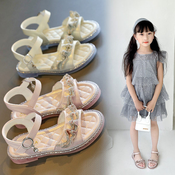 Сандали за момичета с малки камъчета