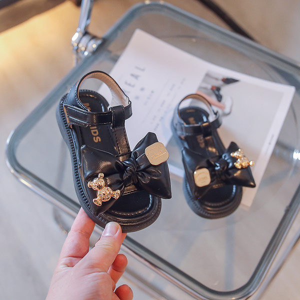 Сандали за момичета с панделка и мече