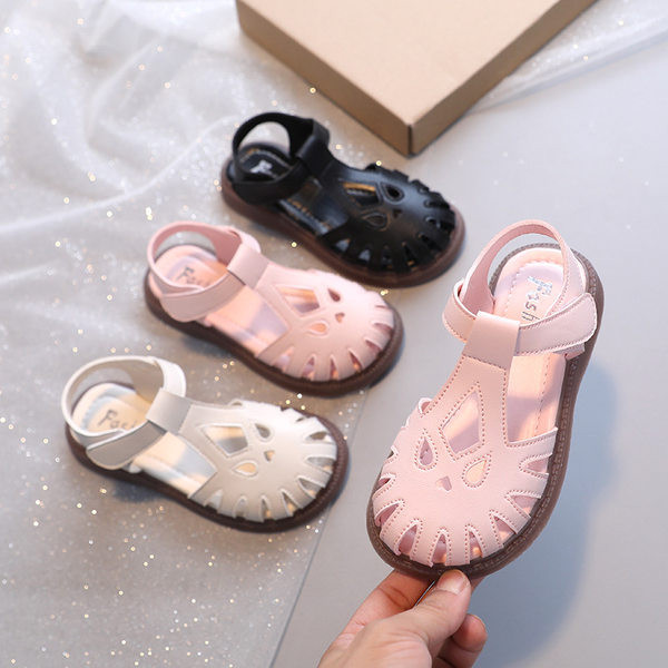 Παιδικά σανδάλια για κορίτσια - με απαλή επένδυση