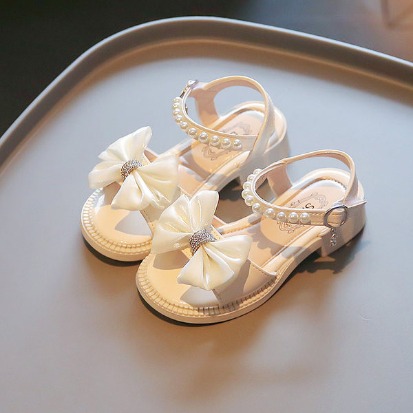 Сандали за момичета - с панделка и перли