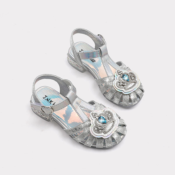 Детски сандали със закрити пръсти и декоративни камъни