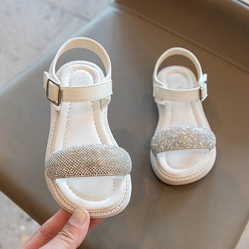 Детски сандали за момиче - с мека подметка