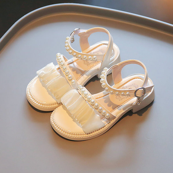 Gyerekszandál lányoknak - puha talppal és gyöngy díszítéssel