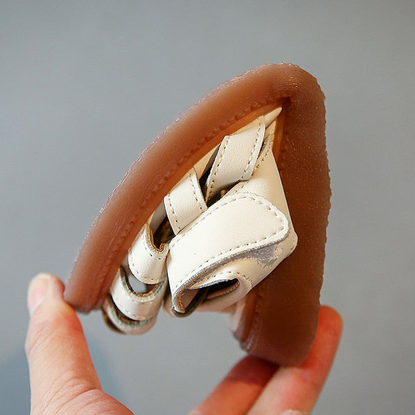 Gyerekszandál lányoknak - puha talppal