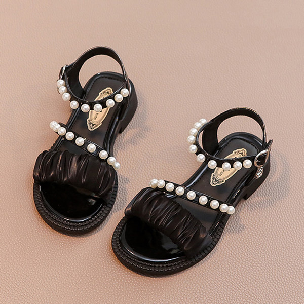 Gyönggyel és kővel díszített szandál