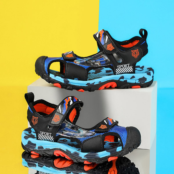 Légáteresztő gyerekszandál fiúknak