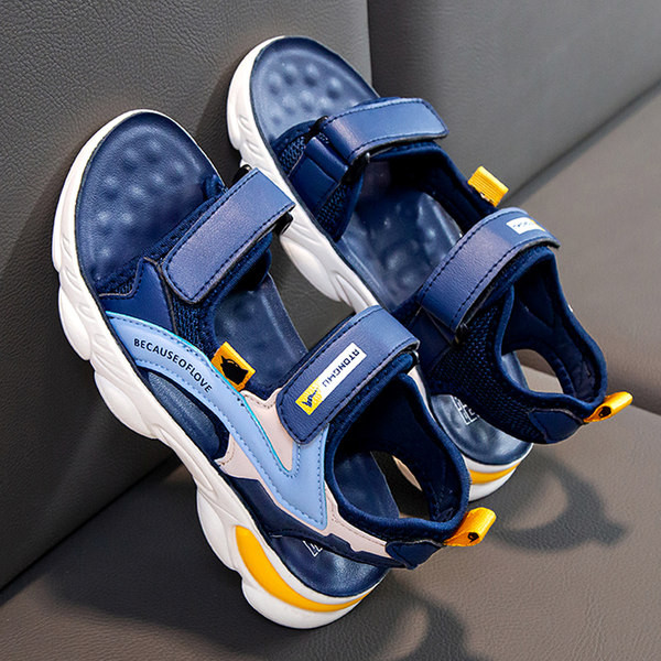 Gyerek szandál lányoknak és fiúknak folttal és felirattal