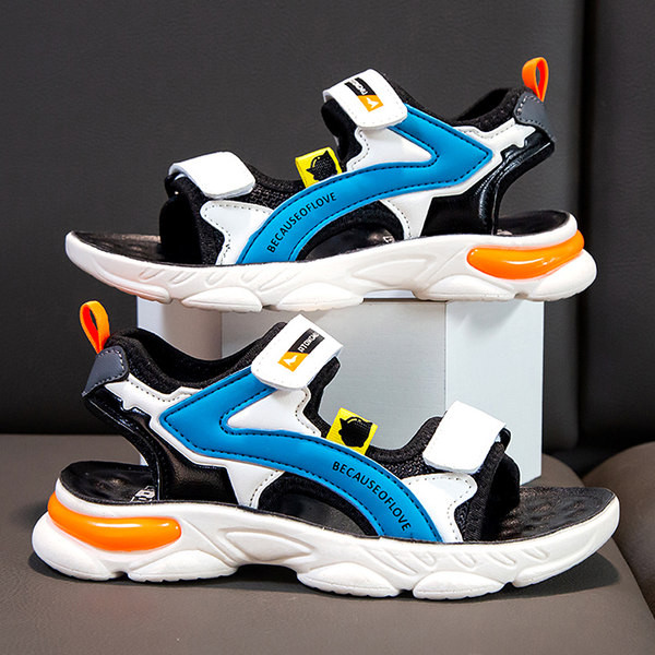 Gyerek szandál lányoknak és fiúknak folttal és felirattal