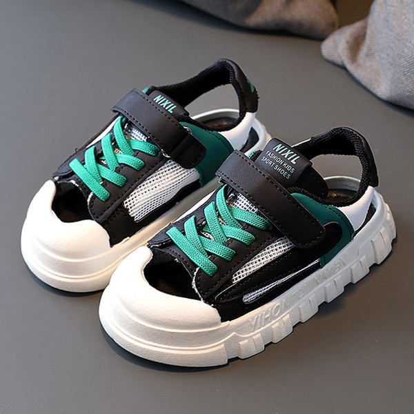 Fűzős és hálós gyerekszandál fiúknak