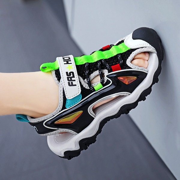 Légáteresztő gyerekszandál fiúknak fűzővel és hálóval