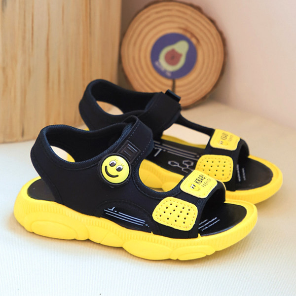 Szandál fiúknak - tépőzárral