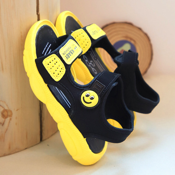 Szandál fiúknak - tépőzárral