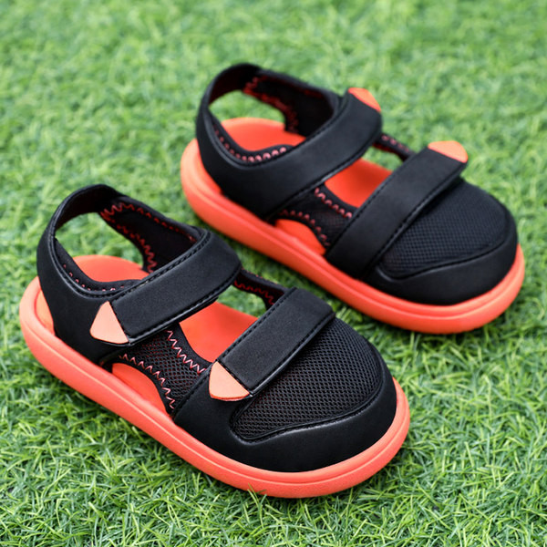 Vaikiškos basutės berniukams – uždaros