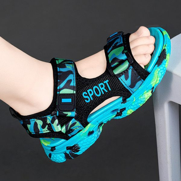 Gyermekszandál fiúknak - 28-tól 40-ig terjedő számokkal