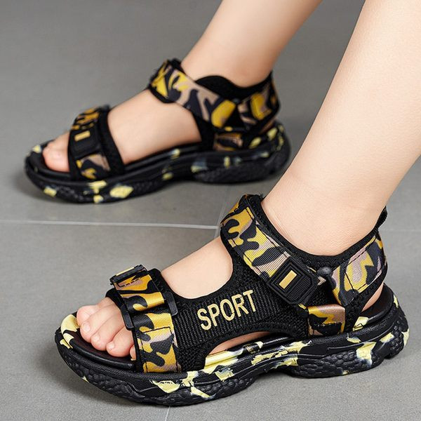 Gyermekszandál fiúknak - 28-tól 40-ig terjedő számokkal