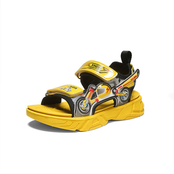 Szandál fiúknak - nyitott orrral és puha talppal