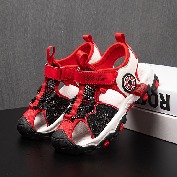 Gyerek szandál fiúknak hálóval és folttal