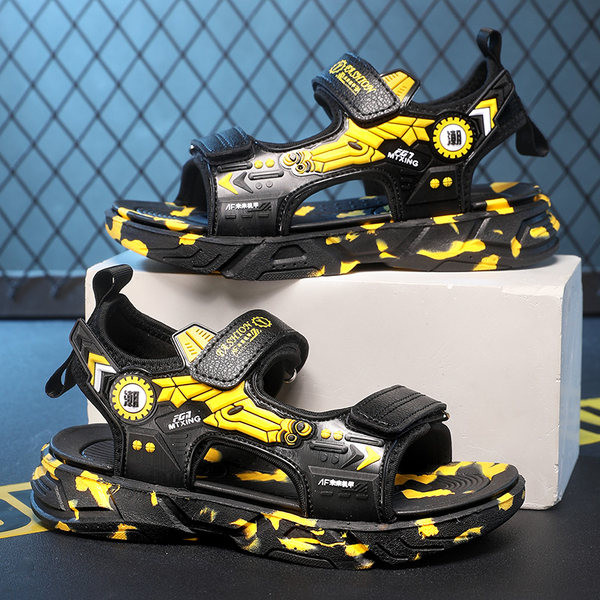 Gyermek szandál fiúknak - különféle modellek