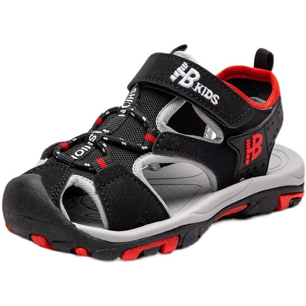 Zárt orrú atlétikai szandál fiúknak