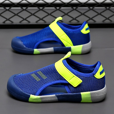 Летни сандали от мрежеста материя и закрити пръсти