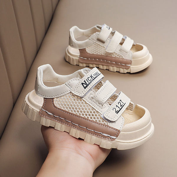 Nyári hálós szandál fiúknak