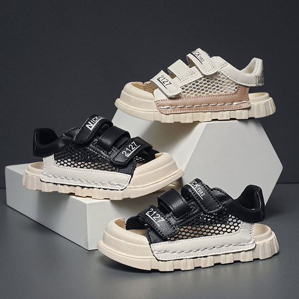 Nyári hálós szandál fiúknak