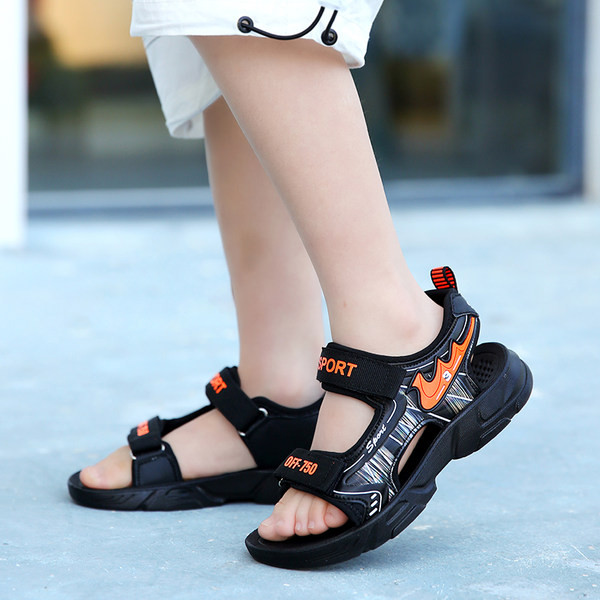 Szandál fiúknak - puha talpú 2022