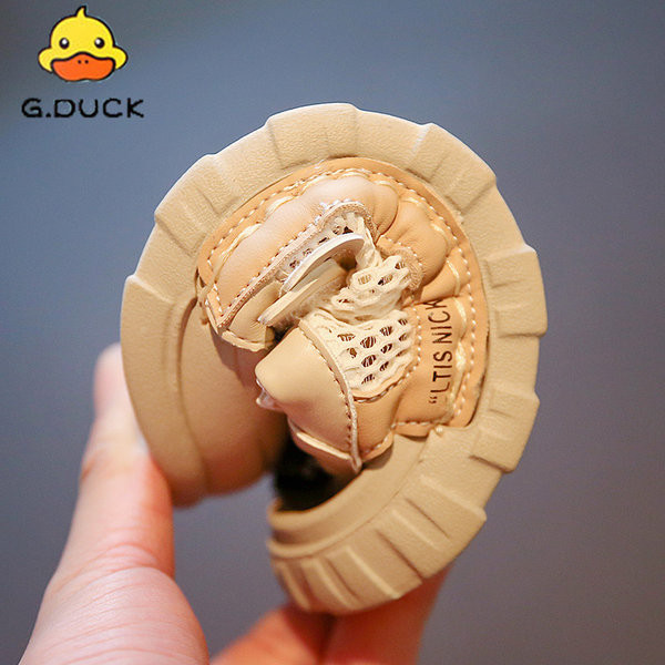 Gyerekszandál fiúknak - puha talppal