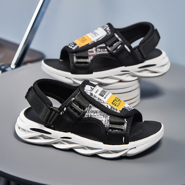 Gyermek szandál fiúknak emelvényes