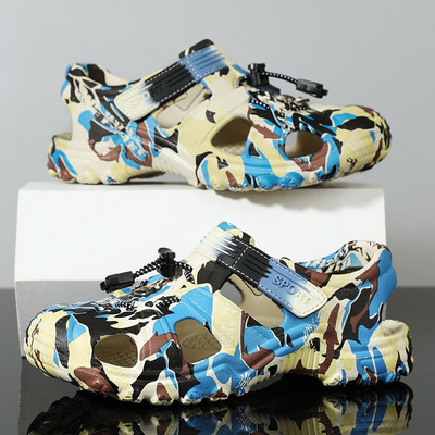 Virágmintás gumiszandál