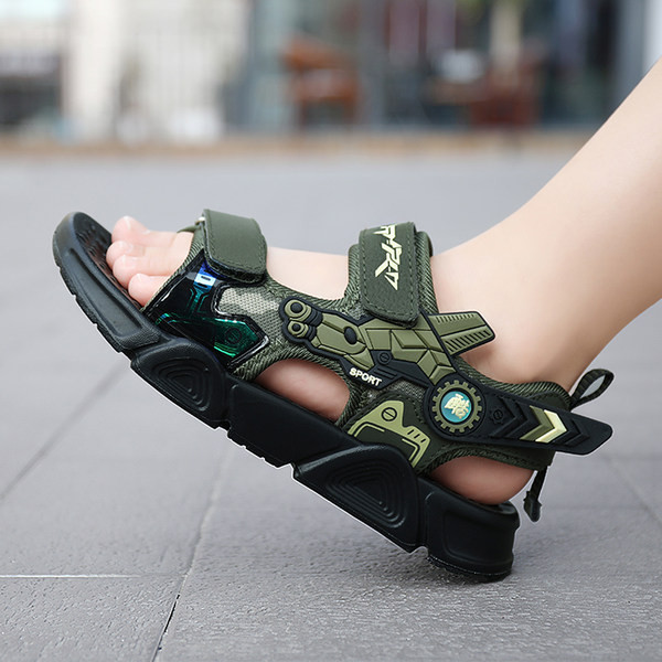 Sportszandál fiúknak - terepszínű