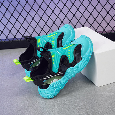 Zárt orrú gyerekszandál fiúknak