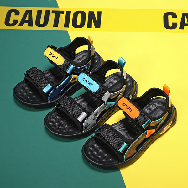 Fiú szandál tépőzárral