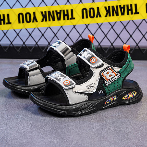 Kerek modell szandál fiúknak