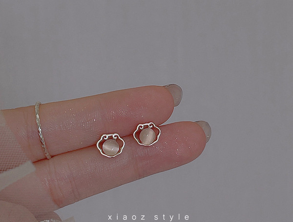 Női fülbevaló - kövekkel