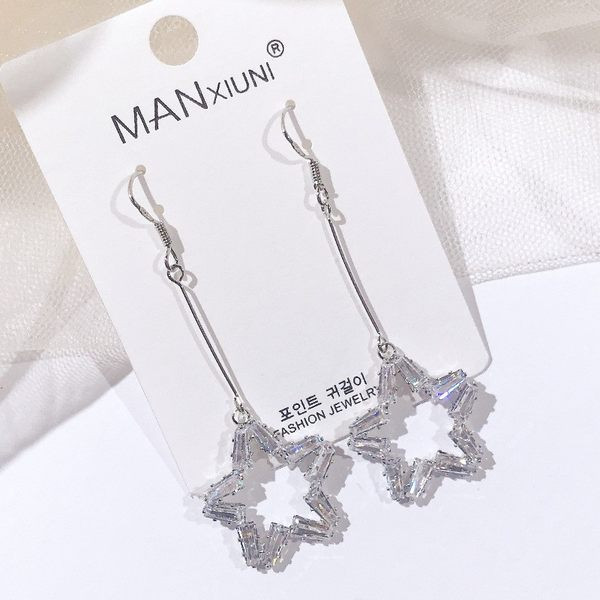 Női hosszú fülbevaló új modellje arany és ezüst színben