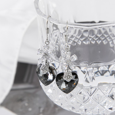 Női lógó fülbevaló