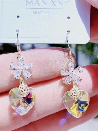 Női lógó fülbevaló színes kövekkel