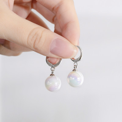 Elegáns női fülbevaló